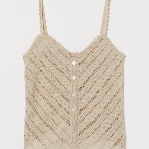 H&M Tops - H&M Crochet Crop Top NWT Size XL